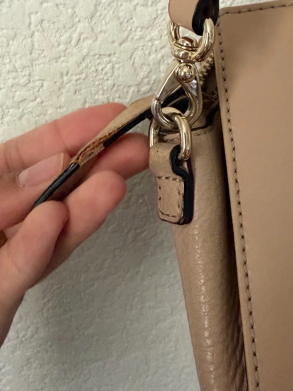 Kate Spade Beige Black Hadley Street Adelia 100% LEATHER Crossbody Messenger Bag - Picture 8 of 10